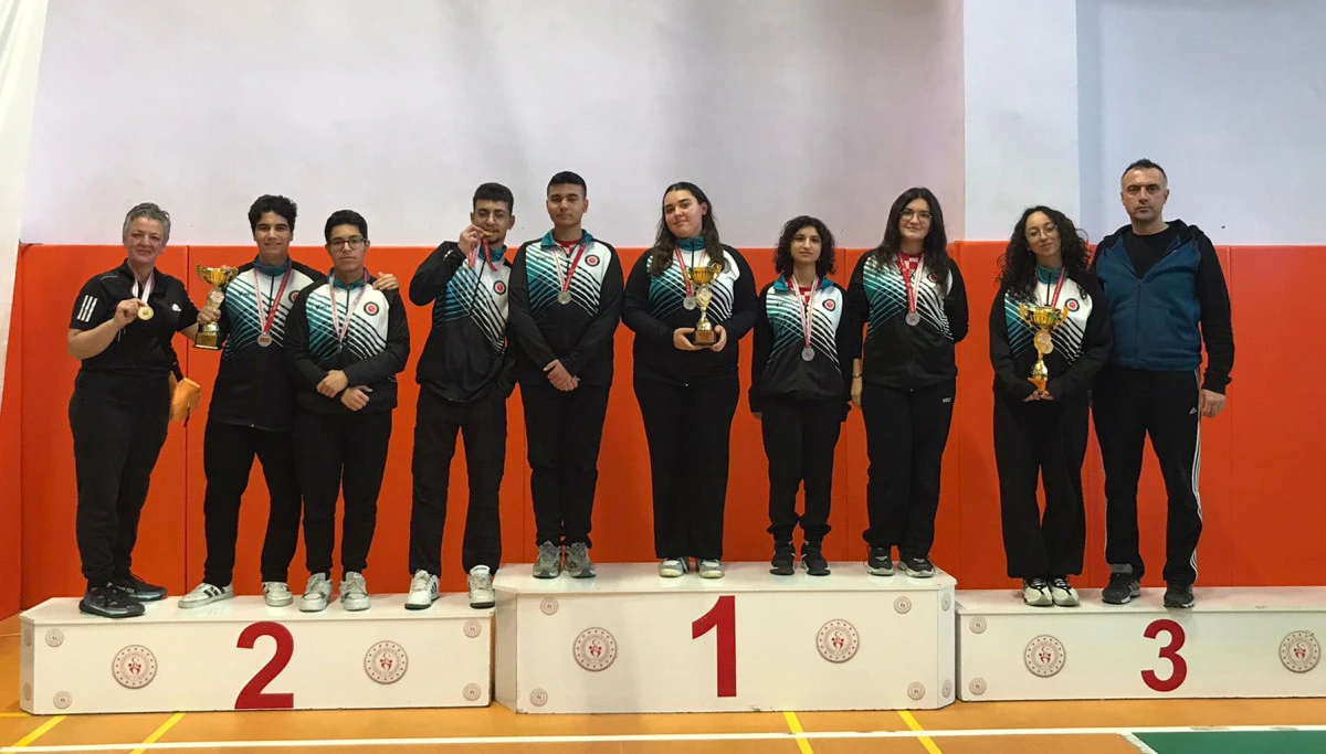 Curlingde Burdur'u temsil edecekler