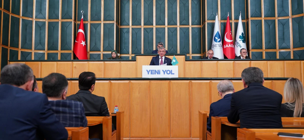 Davutoğlu: Parlamenter sistemi yeniden kuracağız