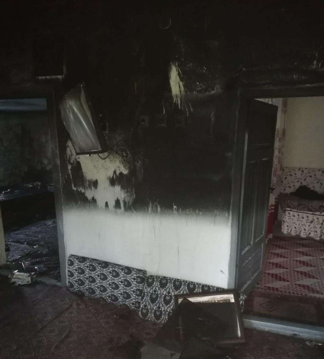 Elektrikli battaniyeden çıkan yangında hayatını kaybetti