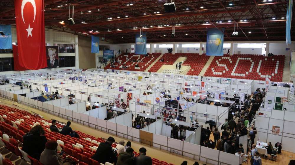 GÜNKAF, Genç Yeteneklere Kapısını Açtı