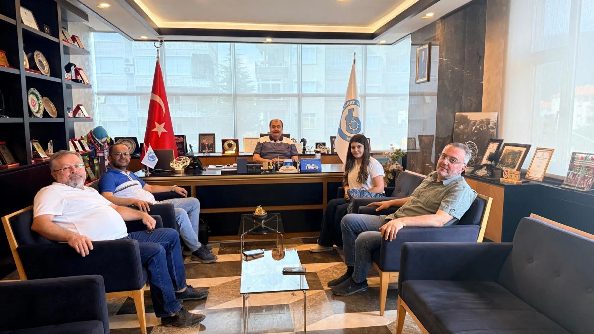 İŞ İNSANLARINDAN BAŞKAN ME&Ccedil;İKOĞLU&rsquo;NA ZİYARET