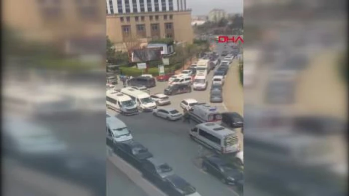 İsrail Konsolosluğu'nun da bulunduğu binanın &ouml;n&uuml;nde &ccedil;atışma; 3 ş&uuml;pheli etkisiz hale getirildi 