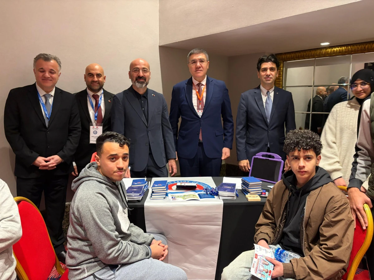 MAK&Uuml;, Fas&rsquo;taki T&uuml;rkiye Y&uuml;ksek&ouml;ğretim Fuarı&rsquo;nda Uluslararası &Ouml;ğrencilere Tanıtıldı