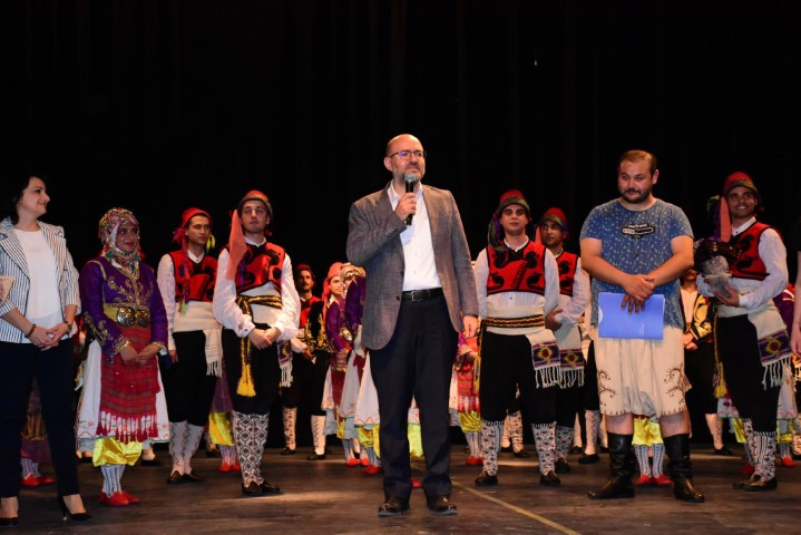 MAKÜ Halk Oyunları Ekibi, Yörük ve Türk Kültürünü Danslarıyla Anlattı