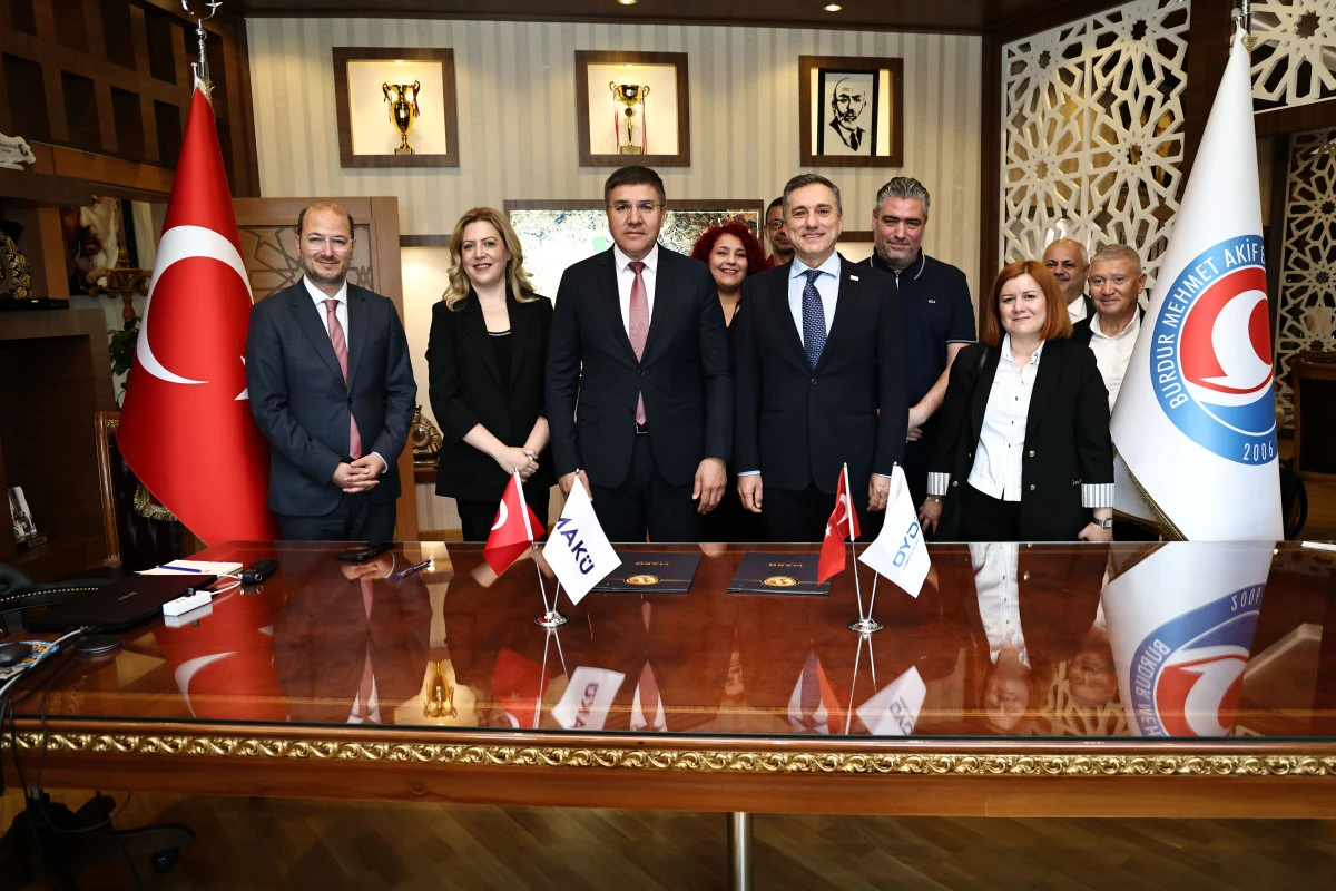 MAK&Uuml; VE OYDER GEN&Ccedil;LER İ&Ccedil;İN İSTİHDAM K&Ouml;PR&Uuml;S&Uuml; KURUYOR