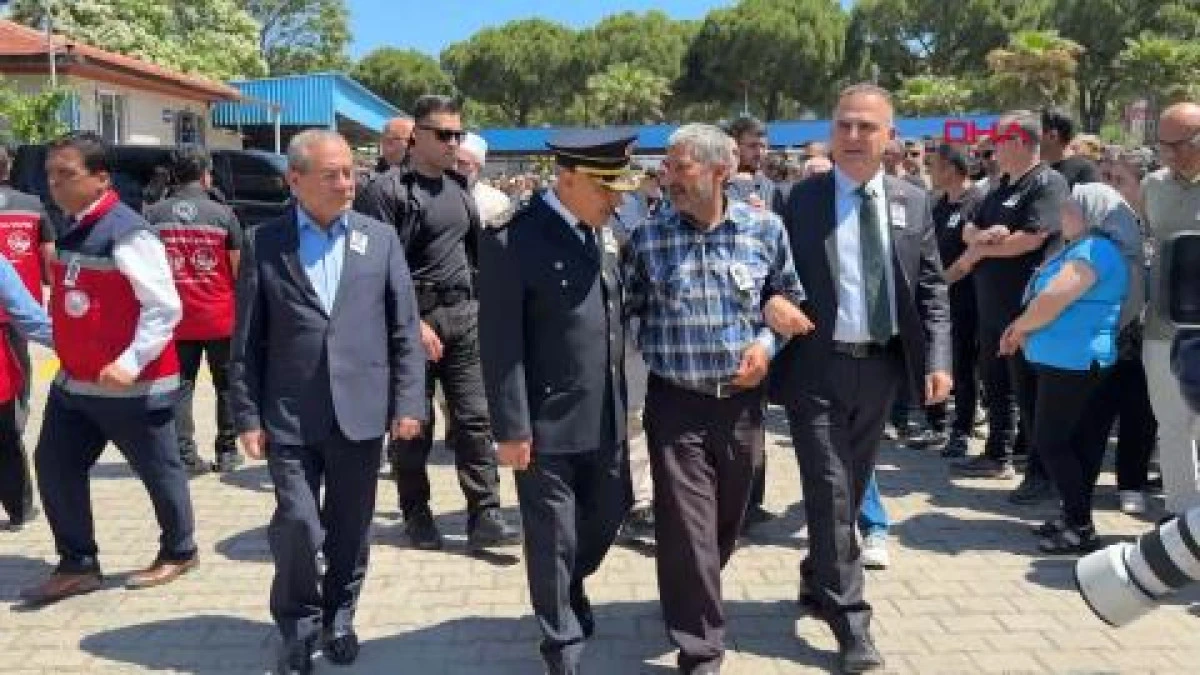 Muğla - Şehit polis memurunun babaevine T&uuml;rk bayrağı asıldı 