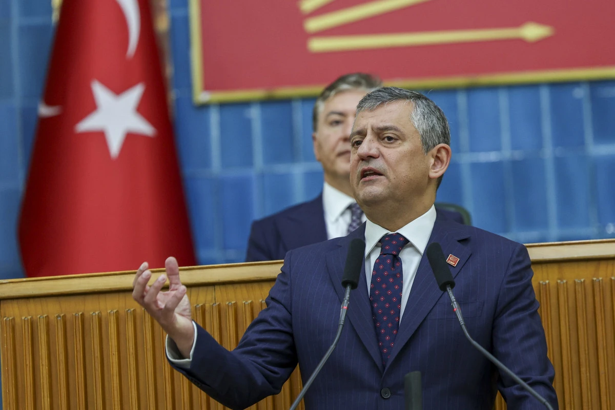 &Ouml;zg&uuml;r &Ouml;zel: Bu &uuml;lkenin sorunlarını &ccedil;&ouml;zmeye talibiz