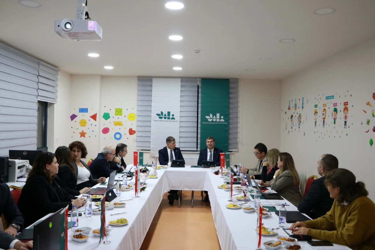 Sağlıklı Kentler Birliği Encümen Toplantısı Burdur’da Gerçekleştirildi