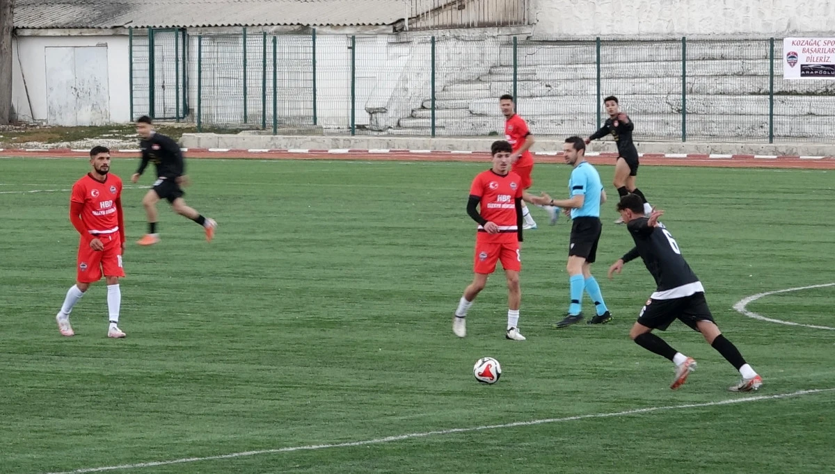 Taraftardan davullu, curalı destek