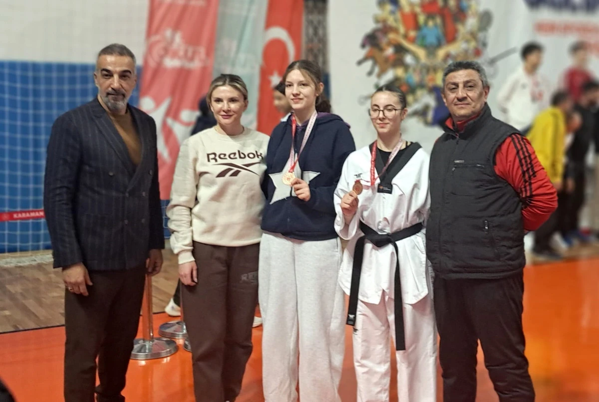 Tekvandoda Burdurlu sporculardan 2 bronz madalya