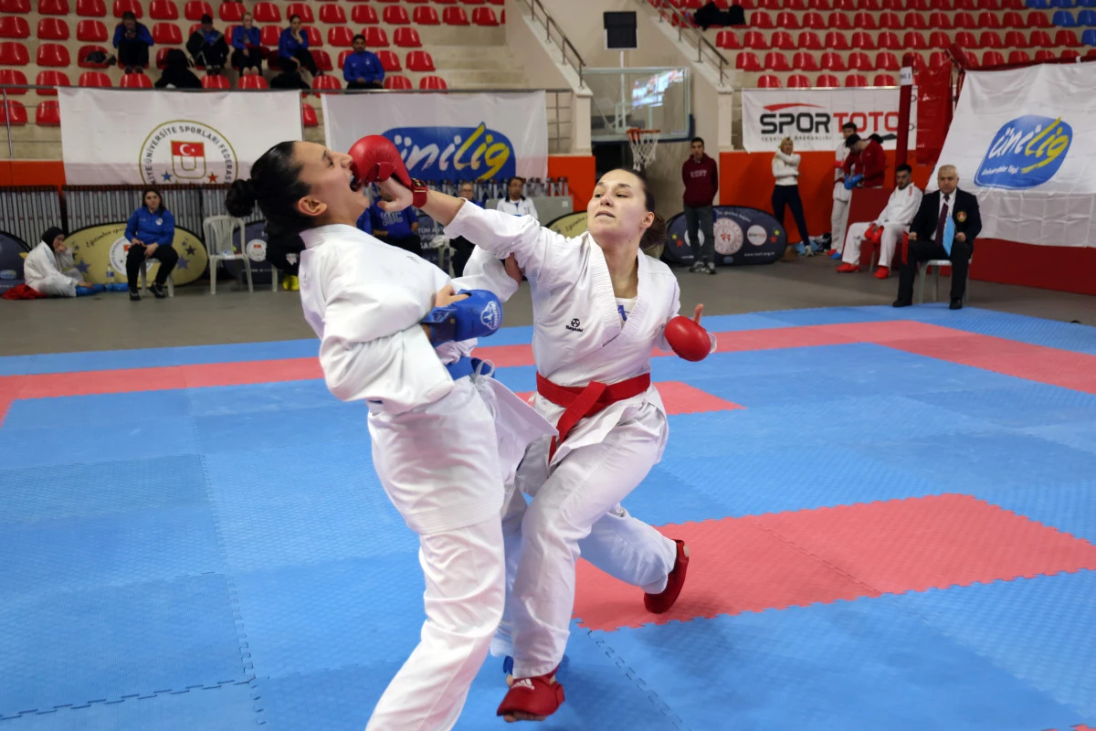 &Uuml;niversiteler Arası Karate Şampiyonası, Burdur&rsquo;da başladı