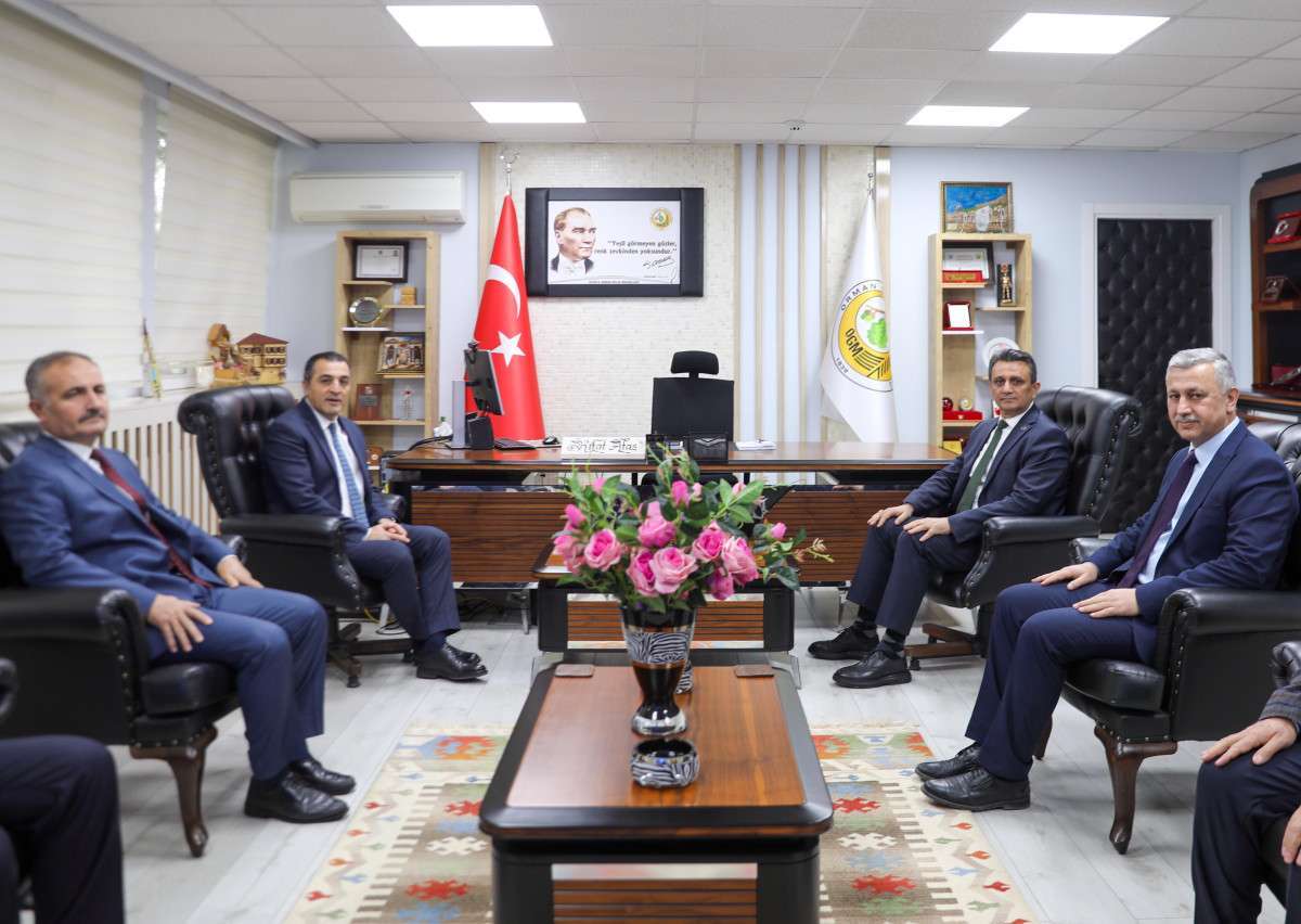 VALİ ÖKSÜZ, ISPARTA ORMAN VE DSİ 18. BÖLGE MÜDÜRLÜĞÜNE ÇALIŞMA ZİYARETİNDE BULUNDU