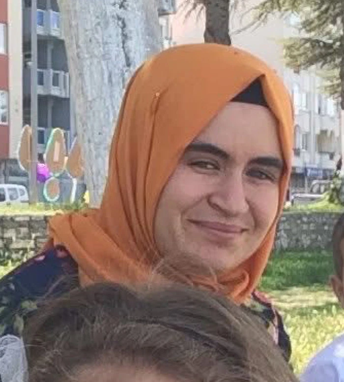 ABİDE ÇİMENKAYA/ ELSAZI  KÖYÜ YENİCE MAHALLESİ  