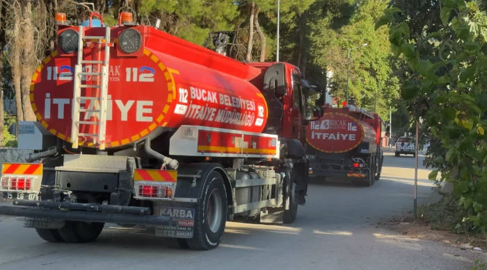 Bucak İtfaiyesi Kumluca&rsquo;daki Orman Yangınına Destek İ&ccedil;in B&ouml;lgede